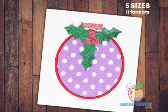 Review: Christmas Balls with Berries Applique for Boutiques